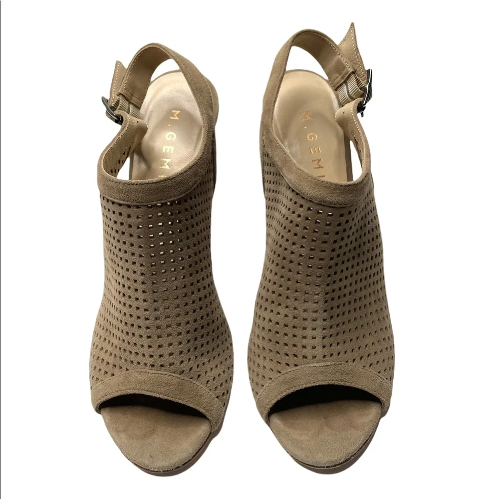 M. Gemi | The Vivo Tan Suede Peep Toe Wedge 39